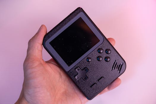 vintage handheld gaming devices